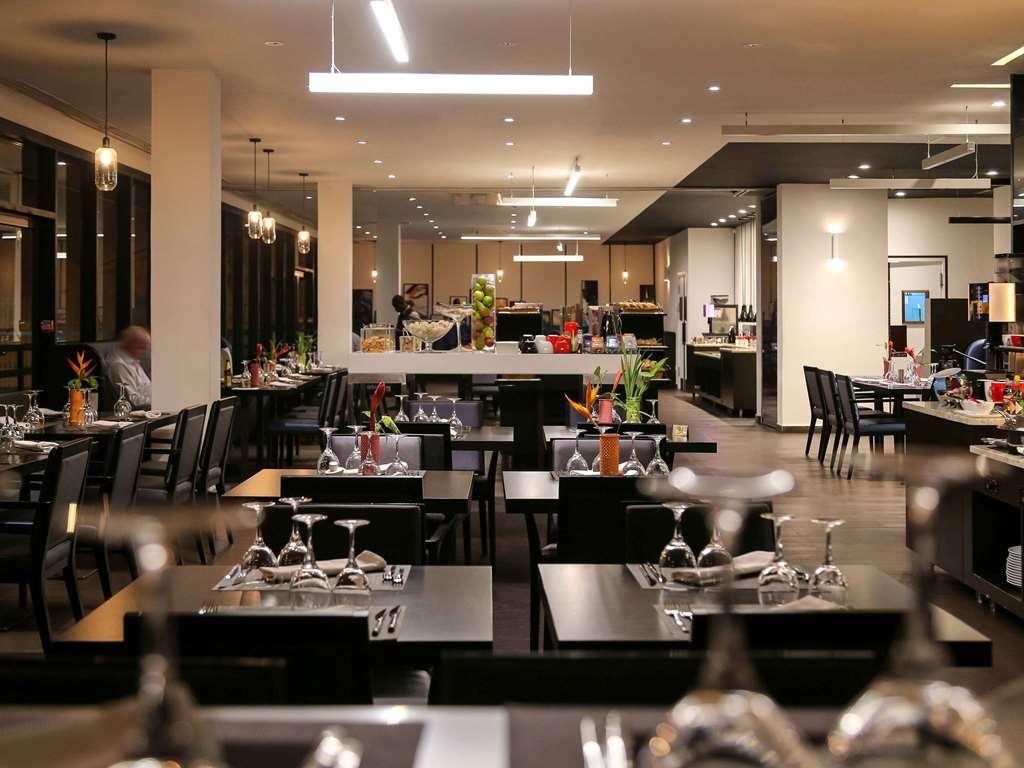 阿比让诺富特酒店 餐厅 照片